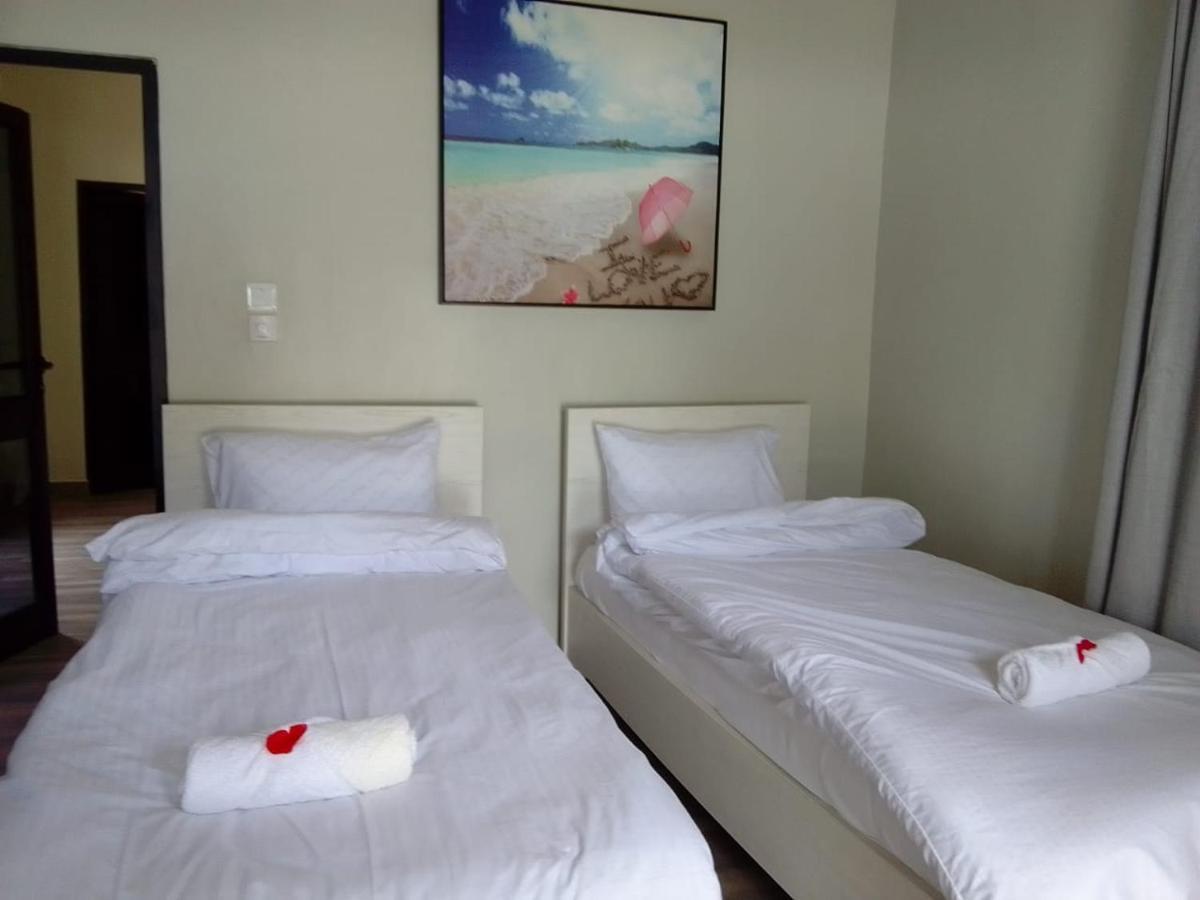 The Big Blue Resort & Spa Kasoa Ngoại thất bức ảnh